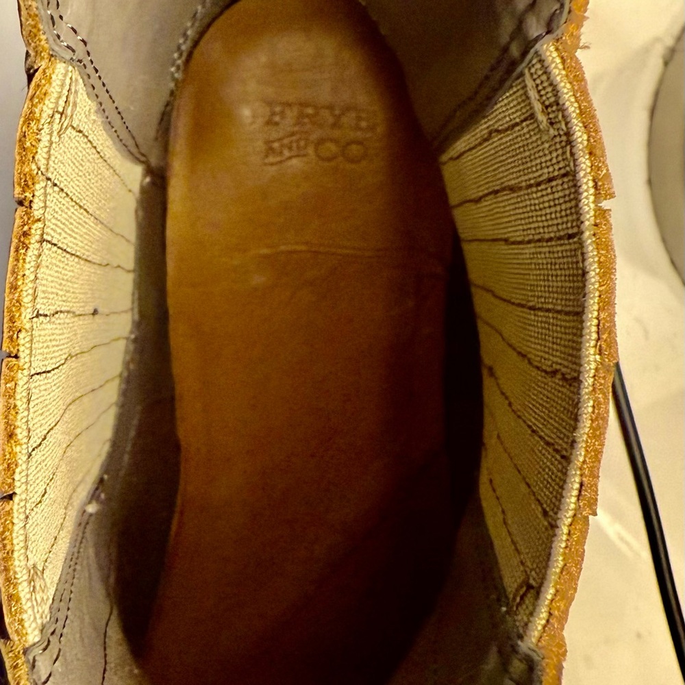 Frye and Co.Taupe Suede Clog Booties. - Picture 8 of 8